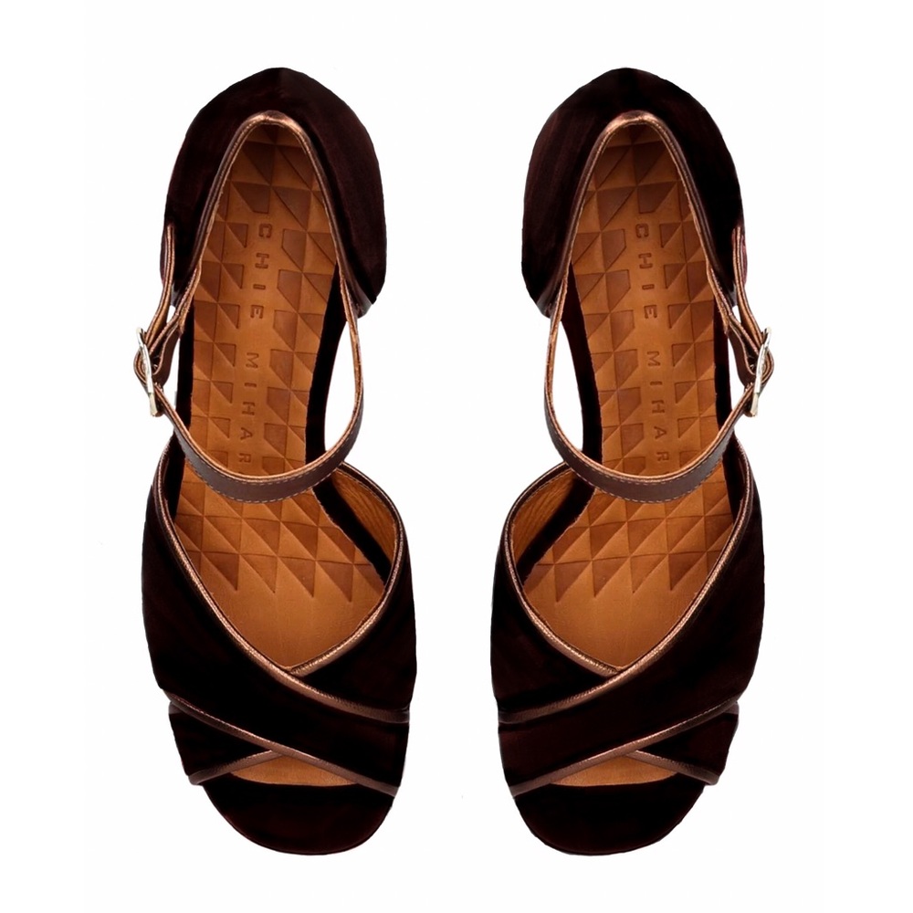 CHIE MIHARA ‘Cory’ Velvet Platform Heels in Black Velvet - Picture 2 of 10